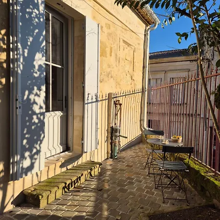 Des Caves De La Tour Du Roy St Emilion *